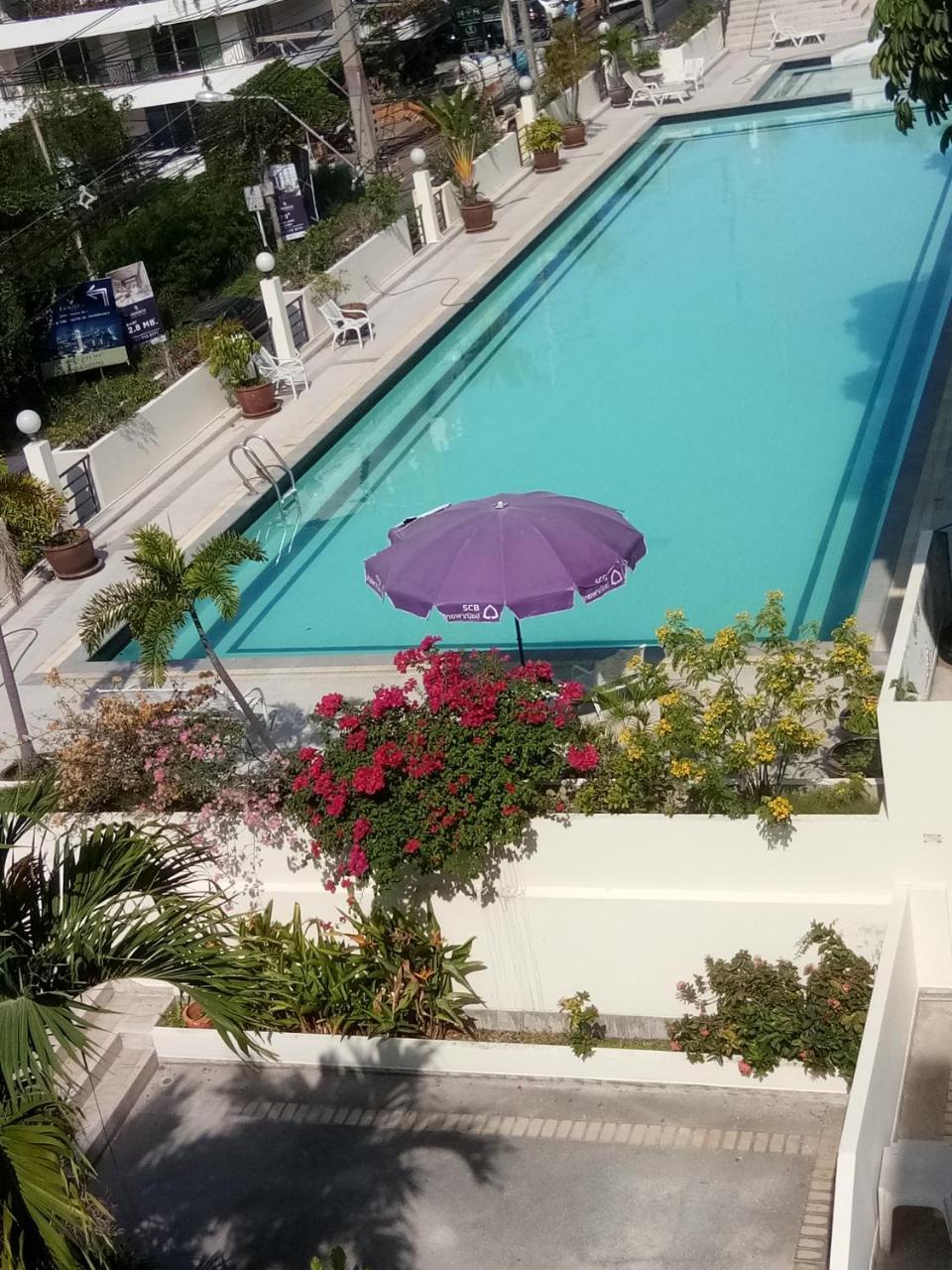 Westbury Residence Pattaya Luaran gambar